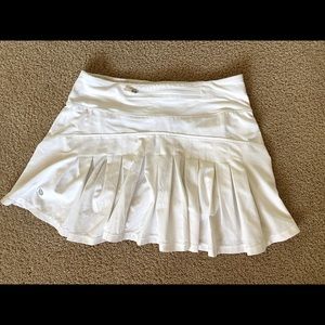 Lulu lemon white tennis skirt with pleats on the back, COLOR: white, SIZE: 2